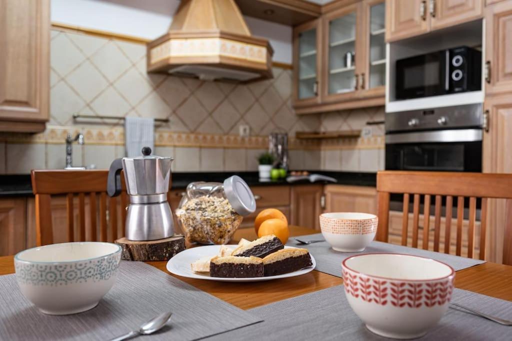 Apartamento Chary Apartment Gijon Bagian luar foto